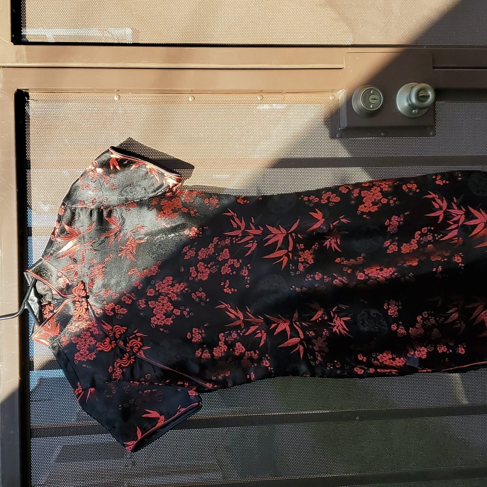 SMALL CHINESE DRESS
